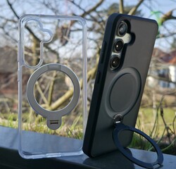 The Galaxy S25 with a case from Torras