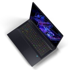 The Acer Predator Helios 18 has two M.2 and two SO-DIMM slots for RAM. (Source: Acer)