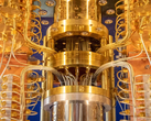 Quantum computers are still big and noisy, reminding of the monolithic systems from the 1940s. (Source: CNet)