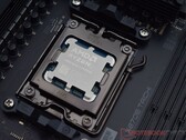 AMD Ryzen X3D processor installed in an AM5 motherboard socket (Image source: Notebookcheck)