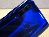 One of the leaked 'Honor 10i' images. (Source: SlashLeaks) 