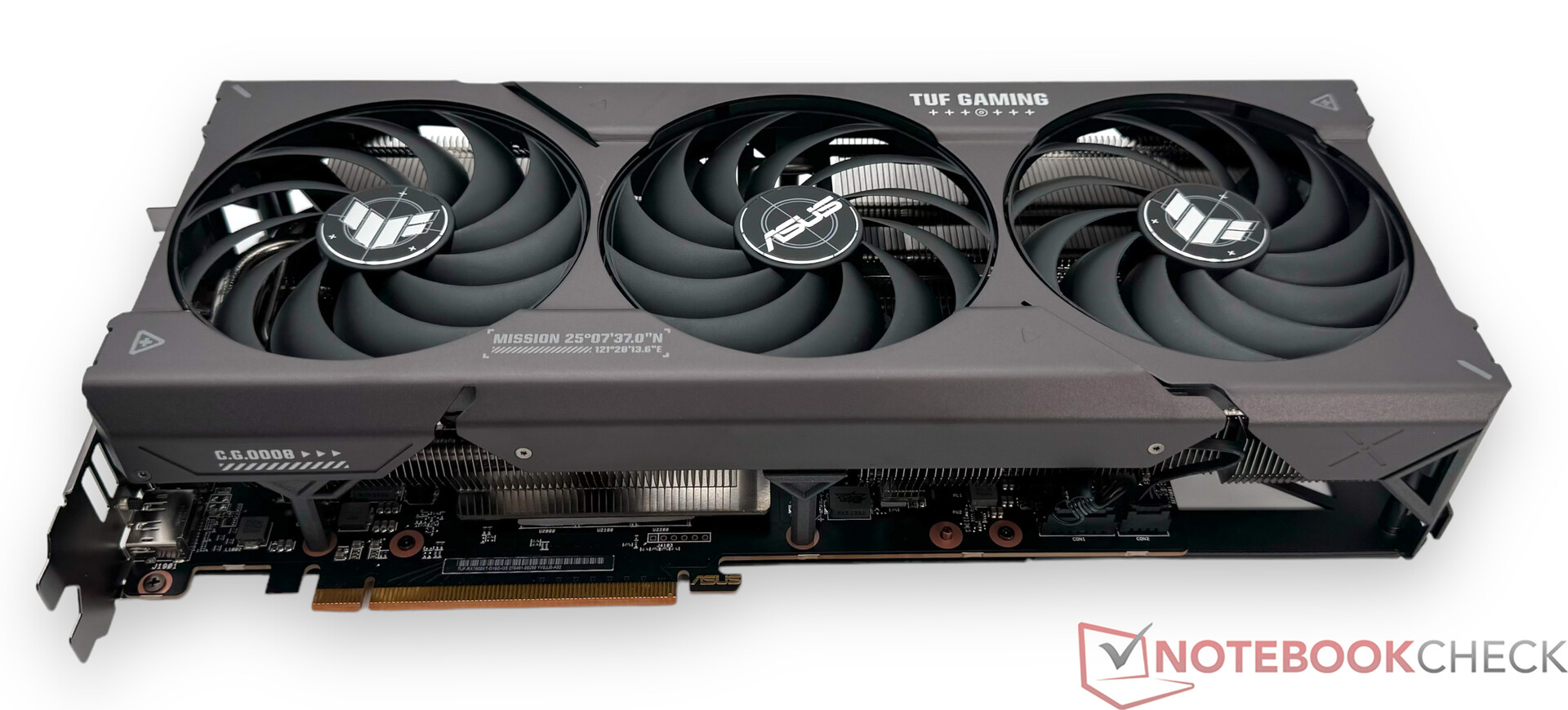 Asus TUF Gaming Radeon RX 7800 XT OC in a duel against the Asus TUF Gaming Radeon RX 7800 XT OC in a duel against the