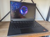The Alienware m16 R1 is a well-performing but also very large RTX 4080 gaming laptop (Image: Allen Ngo)