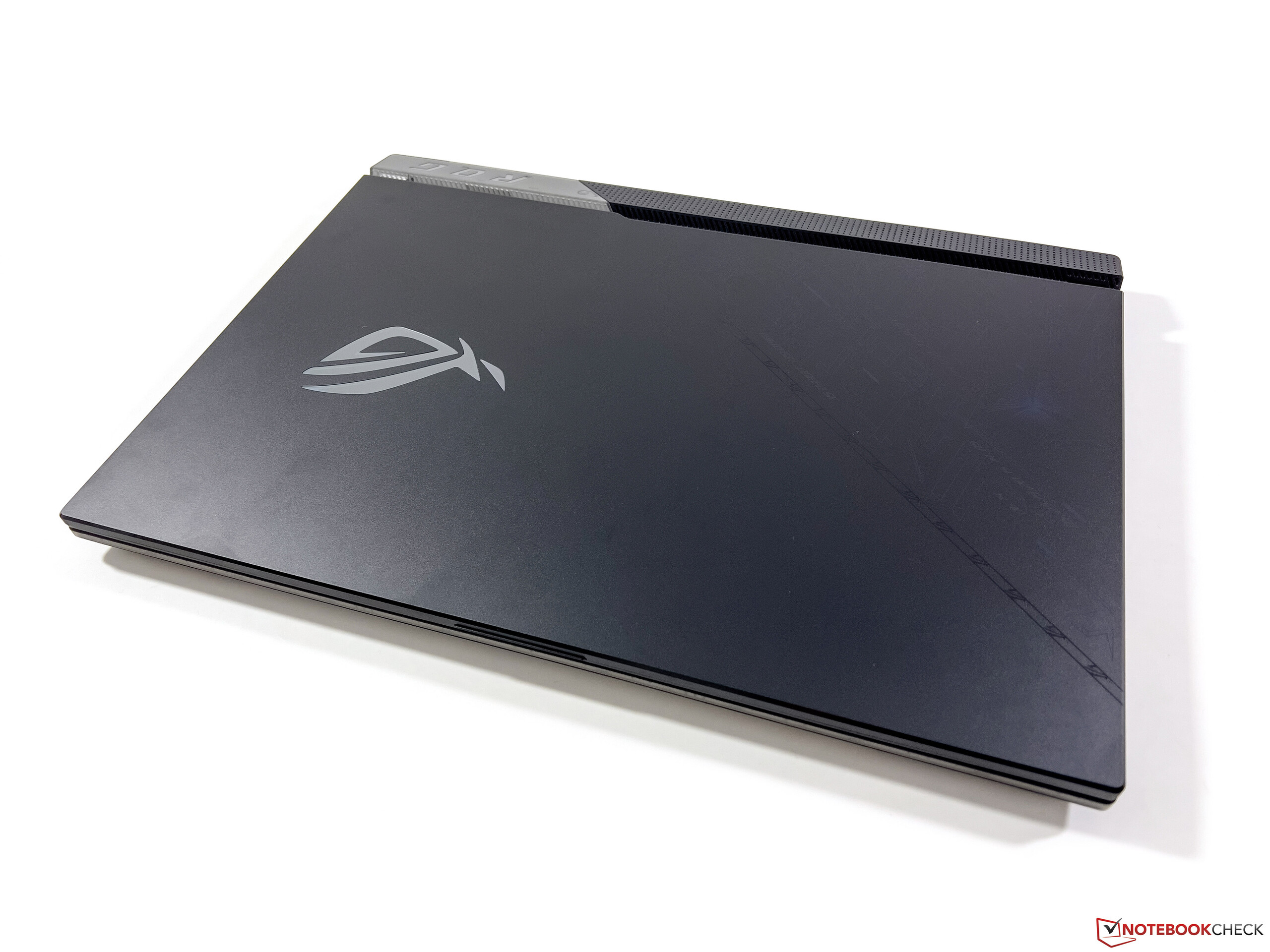 Notebook Gamer Asus ROG Scar R9 17.3 240Hz 32GB RAM 2TB SSD