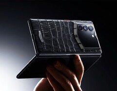 The Vertu AlphaFold is optionally covered with calf or alligator leather.