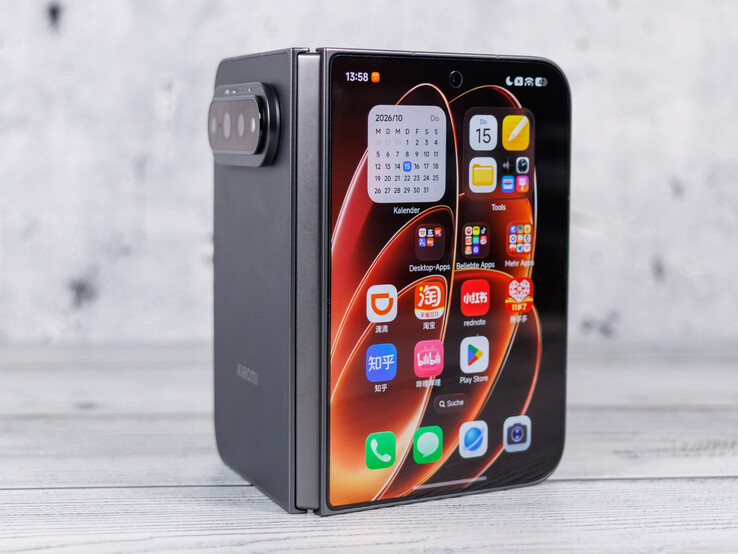 Xiaomi 18 Fold review. Test device provided by TradingShenzhen.