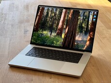 Apple MacBook Pro 16 (image source: Notebookcheck)