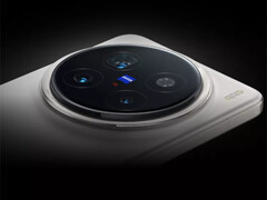 The Vivo X300 Pro is expected to surpass the X200 Pro, pictured, when it comes to camera hardware. (Image source: Vivo)