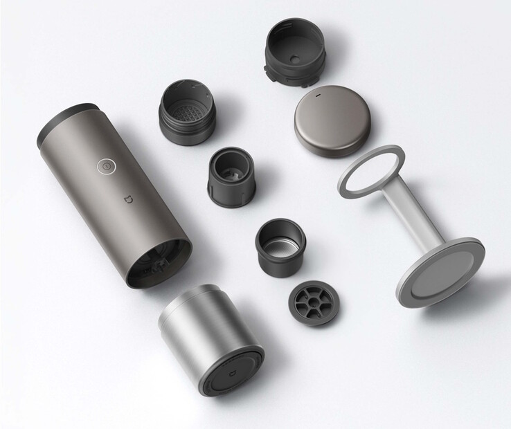 Ground coffee and coffee capsules are supported