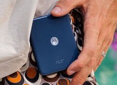 The Motorola Razr 60 comes in new colors. However, little else has changed compared to its predecessor. (Image source: Motorola)