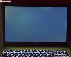 medium backlight bleeding (emphasized here)