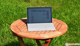 Microsoft Surface Pro (2017) in sunlight