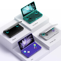 The Pocket Flip 2 Dimensity edition retains the same design as the original Snapdragon variant. (Image source: Retroid)
