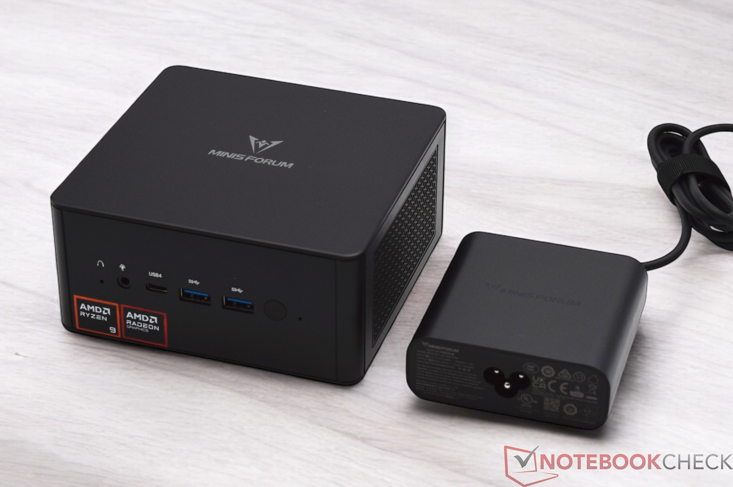Minisforum EliteMini UM890 Pro review: A powerful mini PC Minisforum EliteMini UM890 Pro review: A powerful mini PC