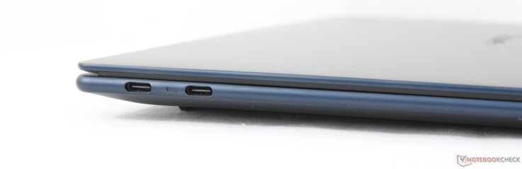 Left : 2x USB-C 4.0 w/ DisplayPort 1.4 + Power Delivery