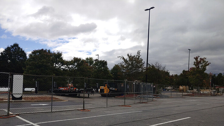 Tesla finally started installing V4 Superchargers in the US (image: shaheedmalik/reddit)