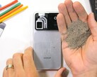 The Honor Robot Phone should not come into contact with too much dirt, at least its gimbal camera should not.