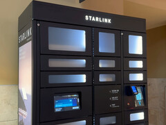 First Starlink vending machine at the Jordan Creek Mall. (Image source: DishyTech/YT)