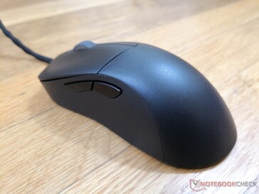 The USB cable cannot be removed on the wired MM730