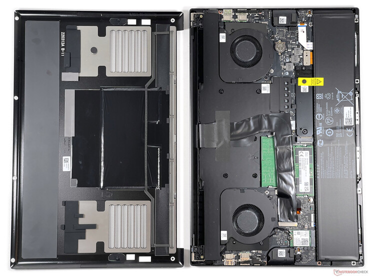 Razer Blade 15 2022 - inner workings