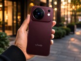 Vivo turns the regular X500 into a pro-level camera flagship this year.