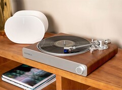 Stream Sapphire can stream wirelessly and losslessly to Sonos, Roon Ready and UPnP-supported devices (Image source: Victrola)