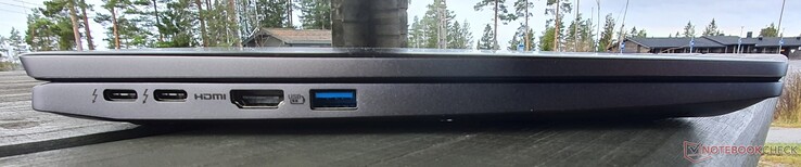 Left: 2x Thunderbolt 4, HDMI 2.1, USB-A 3.2 Gen 1 (5 Gbit/s)