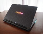 Extravagant, not only in terms of hardware: Lenovo Legion 9 18. (Image source: Notebookcheck)