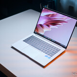 Fujitsu LifeBook U9311X i7 LTE - Notebookcheck.net External Reviews