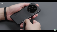 A 13 Ultra teardown gets underway. (Source: WekiHome via YouTube)