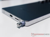 It seems Samsung has indeed integrated a noticeably larger vapor chamber inside the Galaxy S25 Ultra (Image source: Notebookcheck)