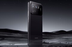 The Mi 11 Ultra's rear display is about to become a proper selling point. (Source: Xiaomi)