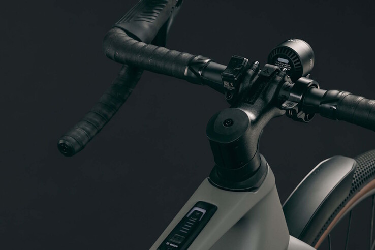 The display unit is integrated into the top tube