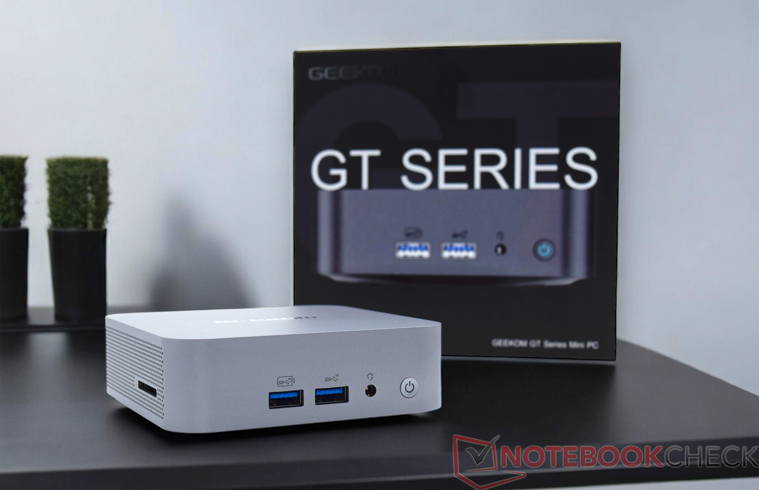 Geekom GT13 Pro mini-PC review - Stylish NUC alternative Geekom GT13 Pro mini-PC review - Stylish NUC alternative