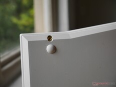 The Q13 Max's rubber feet prevent slipping but limit you to the 5° typing angle. 