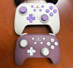 Anbernic&#039;s next release may be a new set of wireless controllers. (Image source: Bilibili)