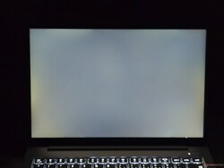 Moderate backlight bleeding