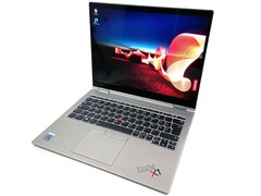 The good-looking Lenovo Thinkpad X1 Titanium Yoga has dropped to one of its lowest prices ever (Image: Notebookcheck)