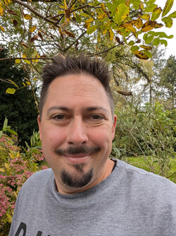 Selfie on the Pixel 9 Pro XL