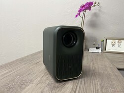 In review: Formovie Xming Page One projector. Review sample provided by Formovie.