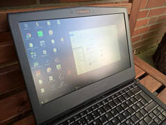 Outdoor use - side view