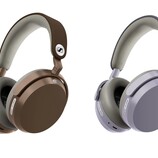 The new colors of the Sennheiser Momentum 5 include matching cases.