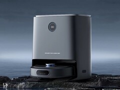 The XCLEA H60 Wet-Dry Vacuum Robot has a self-emptying docking station. (Image source: XCLEA)