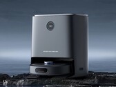 The XCLEA H60 Wet-Dry Vacuum Robot has a self-emptying docking station. (Image source: XCLEA)