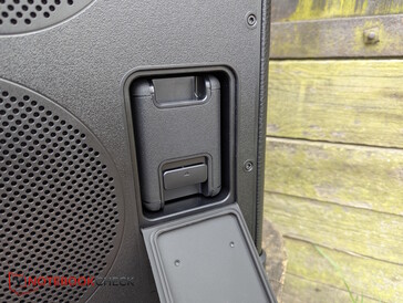 Removable battery