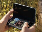 Leaked display sizes of the upcoming Apple closely match those of the Oppo Find N2 pictured above. (Image Source: Oppo)