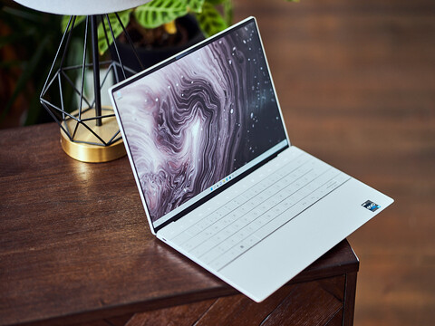 Dell XPS 13 9340 laptop review - The compact subnotebook with long runtimes and quite a few flaws