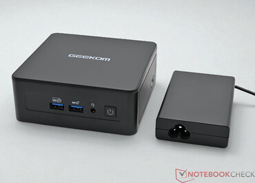 Geekom Mini IT15 with power supply unit (19 V; 6.32 A)