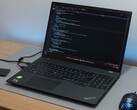 The 4K OLED screen of the Lenovo ThinkPad P16s Gen 2 AMD has perfect black levels (Image source: Mario Petzold)