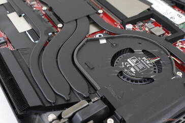 The fans pulse more than we would like when gaming on Performance mode